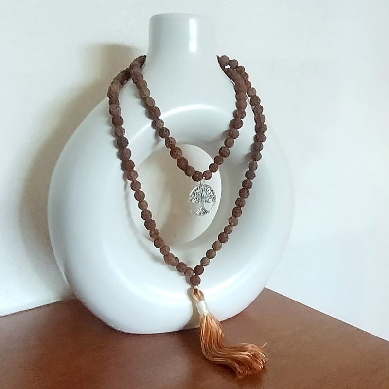 Japa mala con cuentas de Rudraksha naturales para meditación y oración